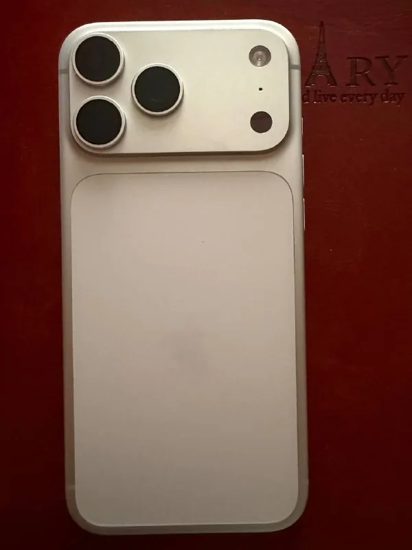 Продаётся iPhone 17 Pro Max 256 GB 1