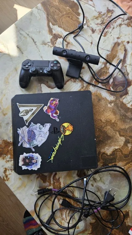 PS4 Slim