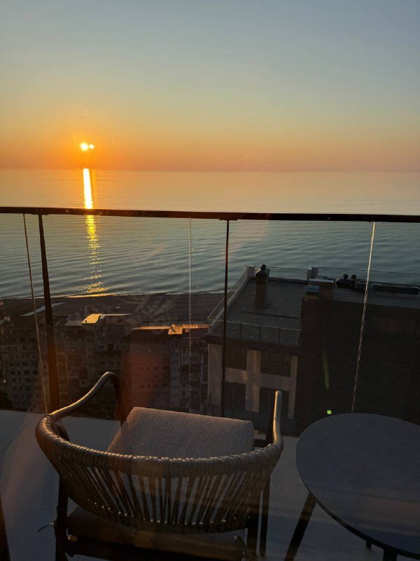 Студия с ремонтом, видом на море, мебелью в аренду 4