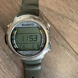 Дайверские часы Suunto Stinger 1