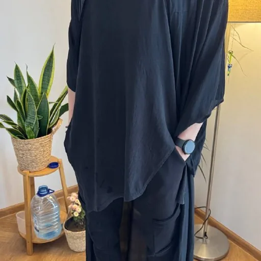 Black maxi kimono-style robe in Japanese style