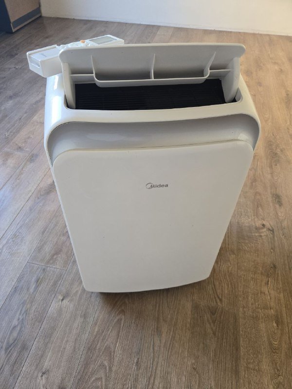 Осушитель воздуха и обогреватель Midea 2