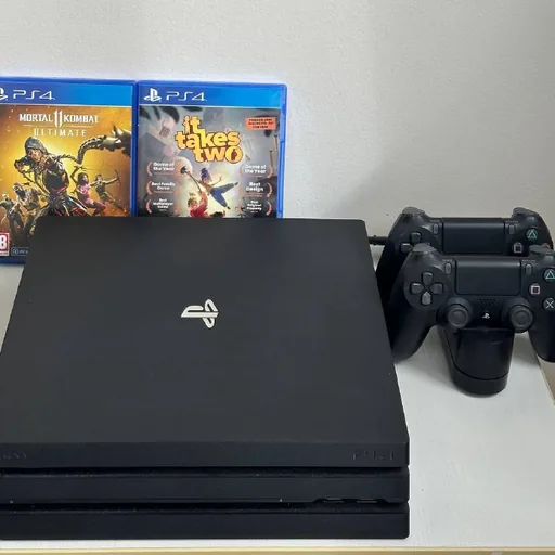 Sony PlayStation 4 Pro 1TB, 2 джойстика, игры