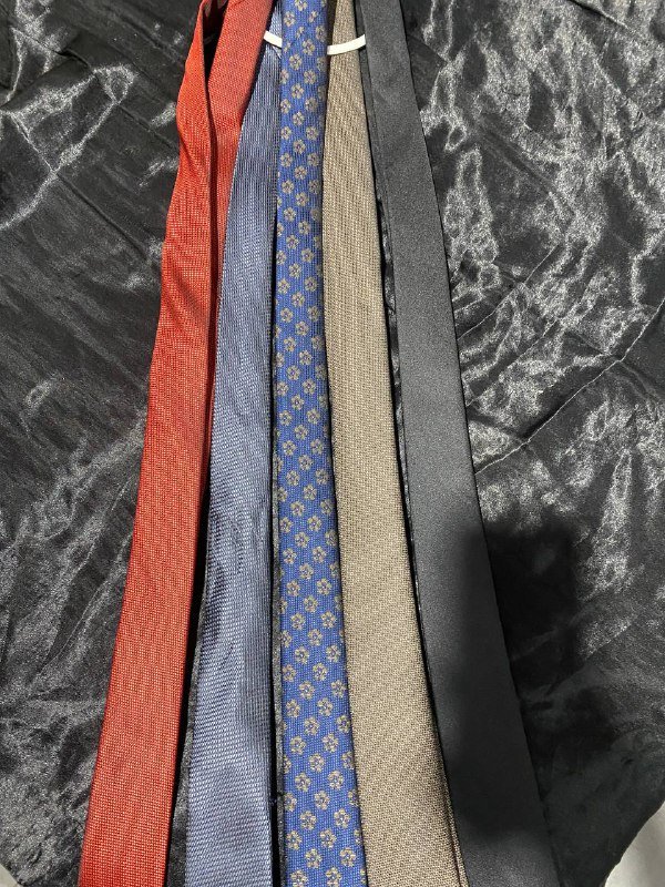 Синий пиджак, черный пиджак Antony Morato, пальто Tom Tailor, горнолыжные перчатки 6