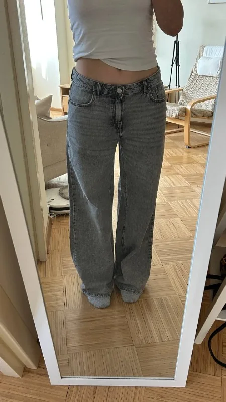 Серые джинсы Pull&Bear 1