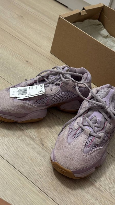 Женские кроссовки YEEZY 500 2