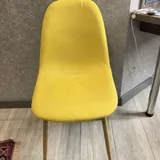 Жёлтый стул 3