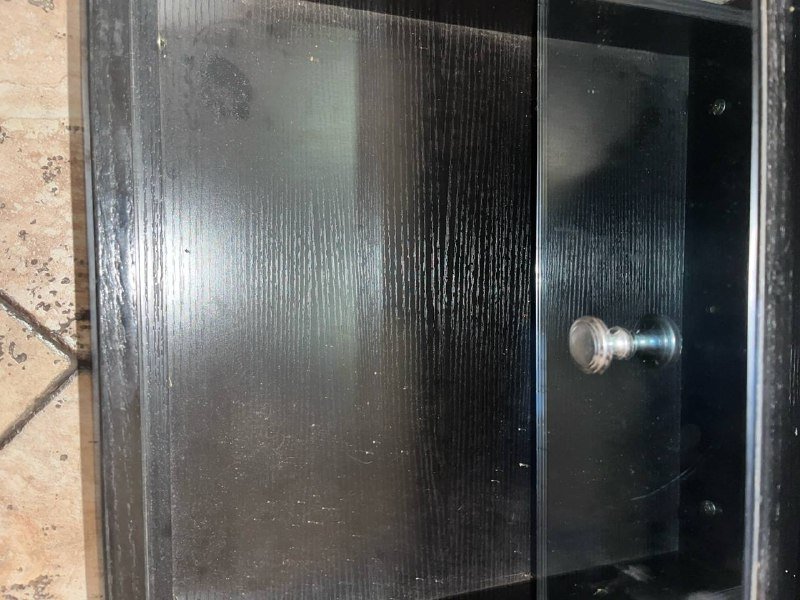 Стол с двумя ящиками с небольшими дефектами 7