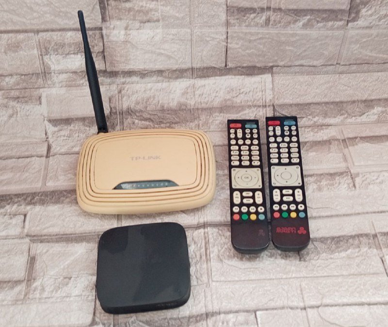 TV-приставка Magti, фикcатор колена, сумка для ноутбука, люстра, шлифовочный аппарат, геймерское кресло