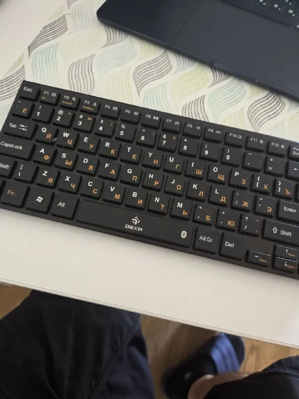Bluetooth клавиатура DEXP BK-102B 1