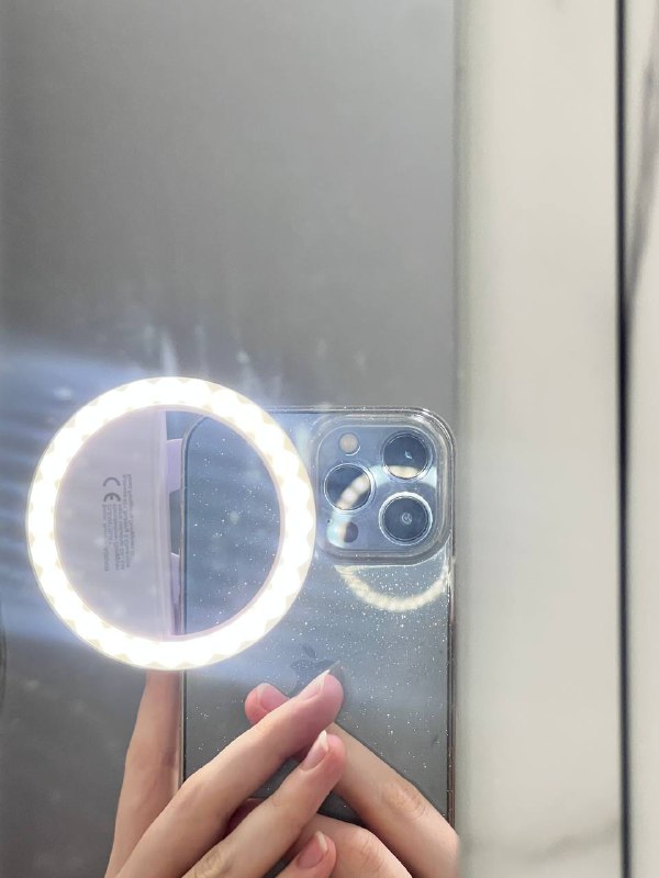 Компьютерная мышка, микрофон, pH метр, адаптер, светильник, кольцевая лампа, штатив, зарядные устройства, провода 6