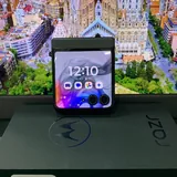 Motorola Razr 2024 1