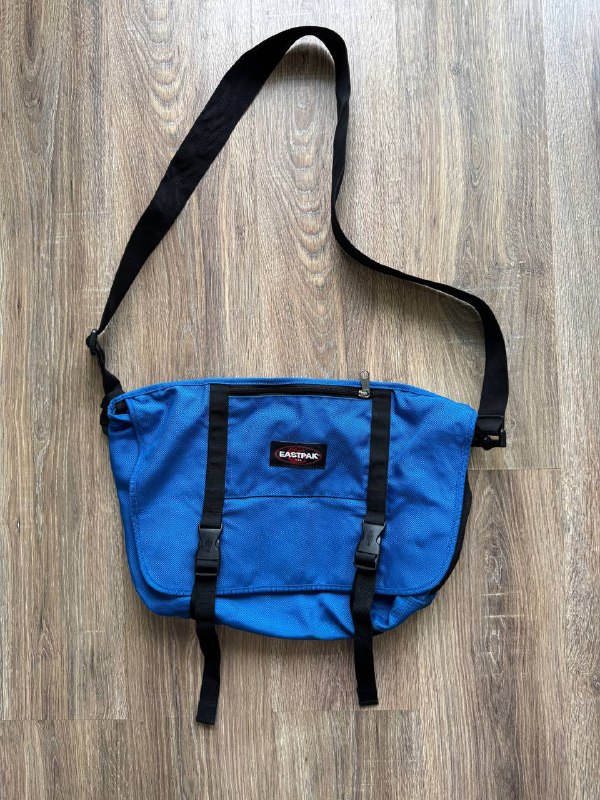 Мессенджеры и рюкзаки Eastpak, Kipling, Fjällräven Kanken, Vans, сумка Kipling 2