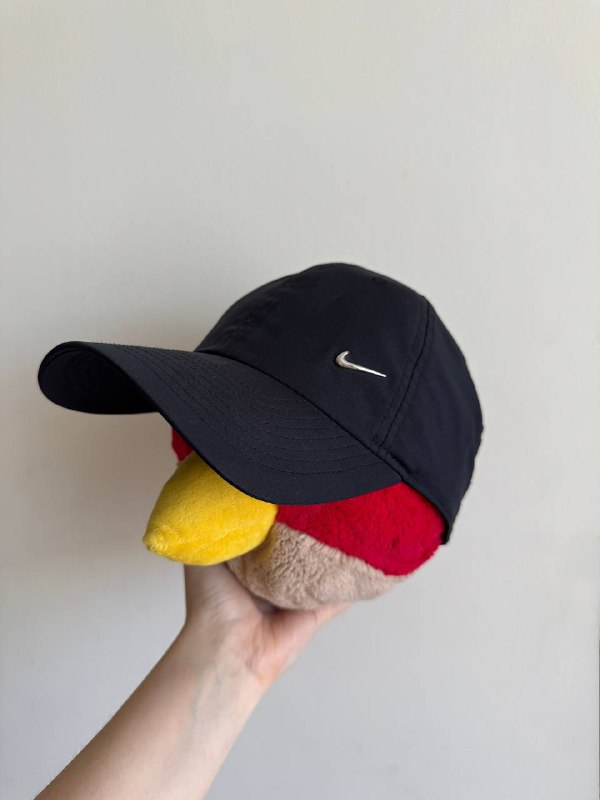 Кепки New Era, Saucony, Cat, Белаз, Nike, Moose Knuckles 8