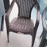 Пластиковые стулья 4