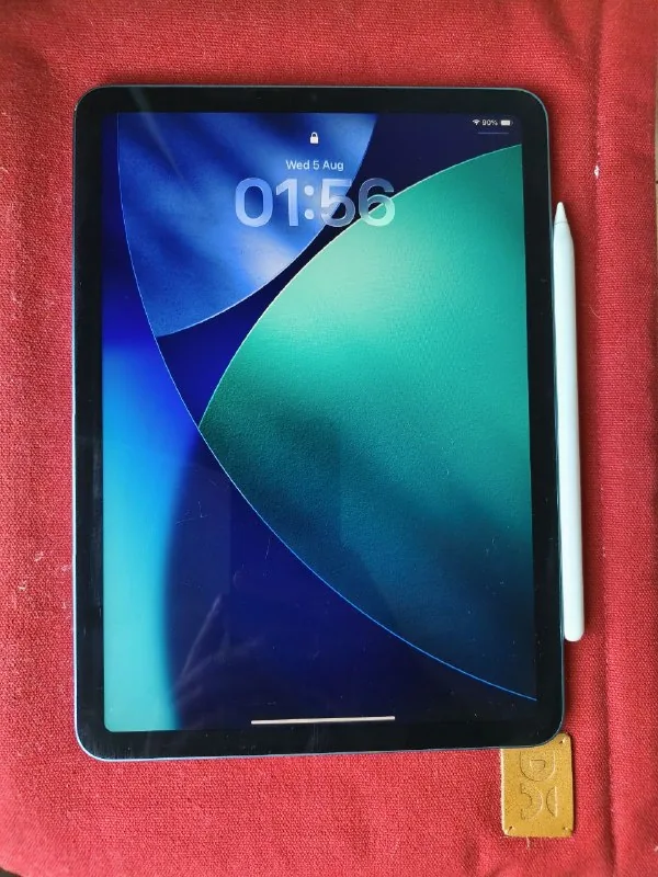 Apple iPad Air 5 64Gb, Apple Pencil 2 1