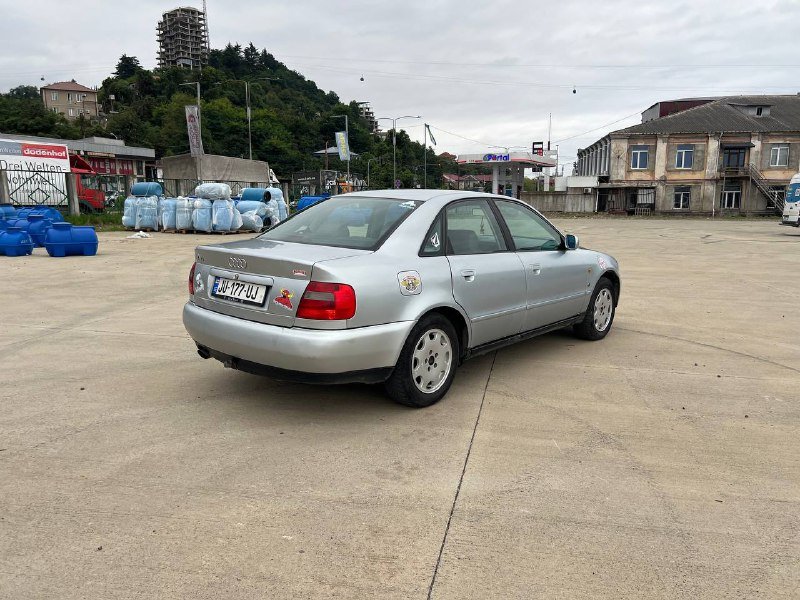 Audi a4 b5 1.6 1997 2