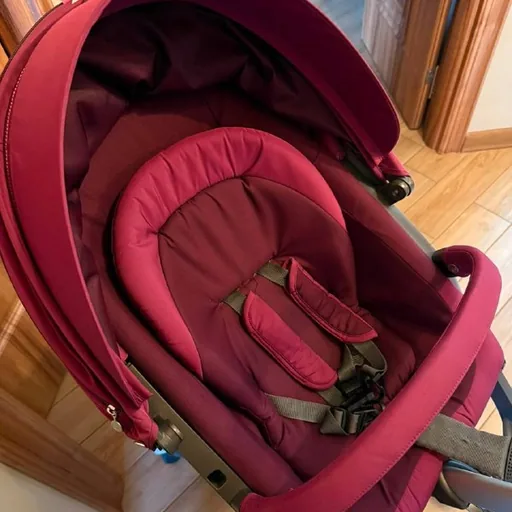 Коляска Stokke