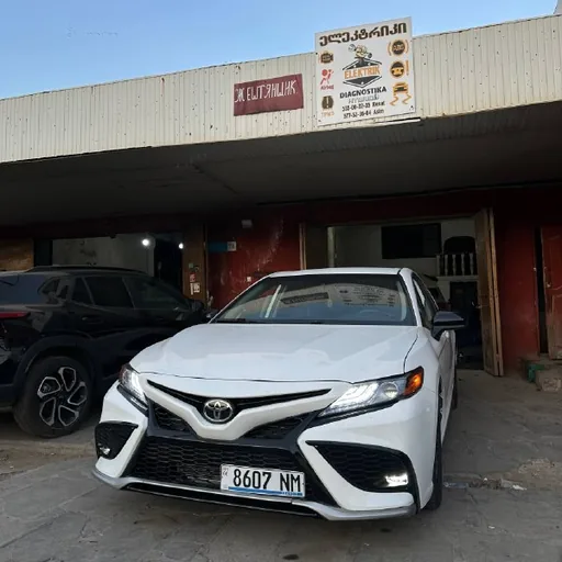 Toyota Camry 2018