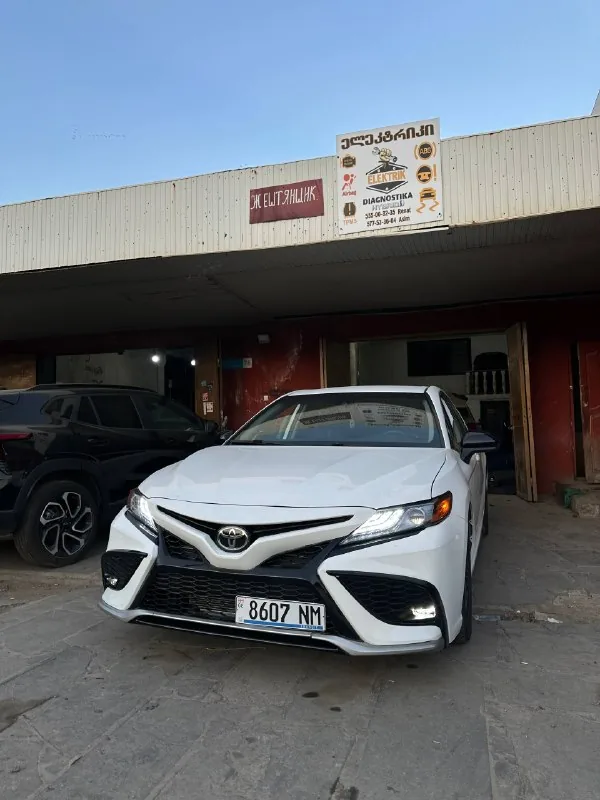Toyota Camry 2018 1