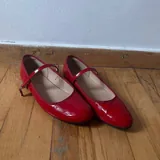 Красные туфельки 1