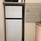 Холодильник Hisense 2
