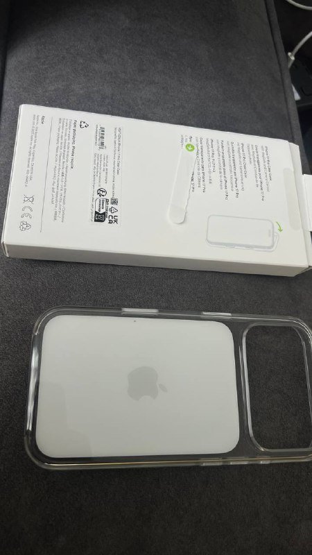 Чехол iPhone 17 Pro прозрачный оригинал 2