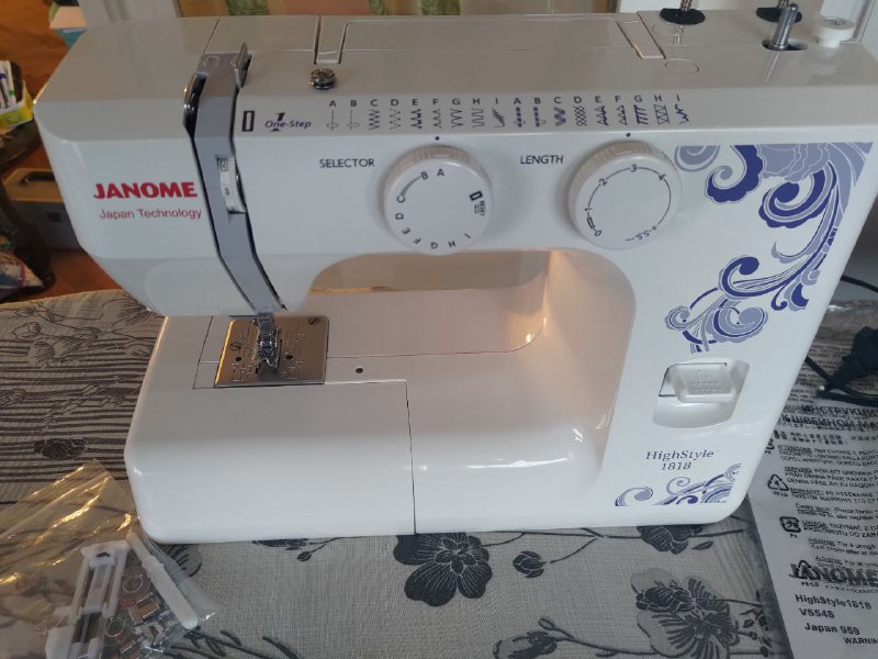 Швейная машина Janome High Style 1818 2