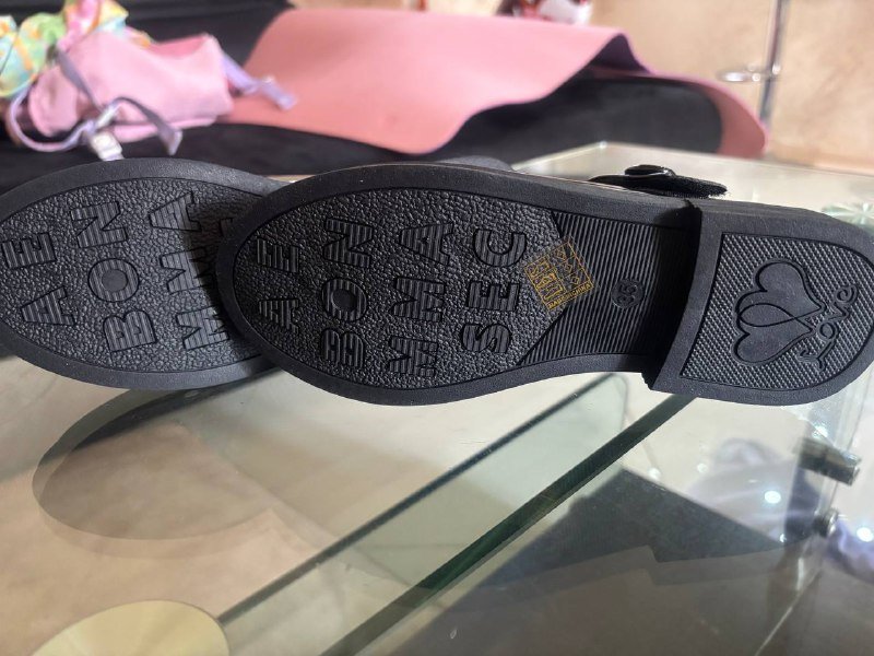 Детские черные туфли 2