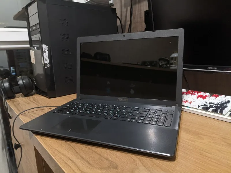 Asus X552MD 1