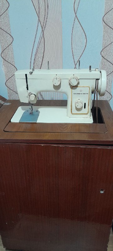 Швейная машина 1