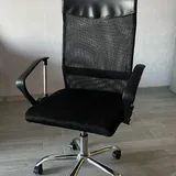 Монитор, компьютерное кресло 4