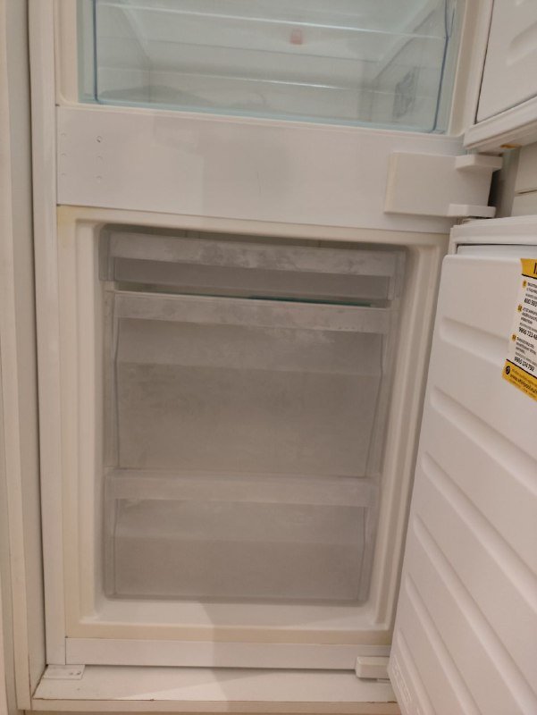 Встраиваемый холодильник Whirlpool 5