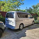 Nissan Serena C26 2013 3
