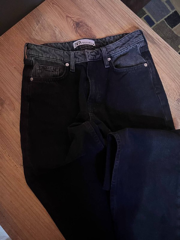 Zara jeans for sale, fits up to 55 kg 4