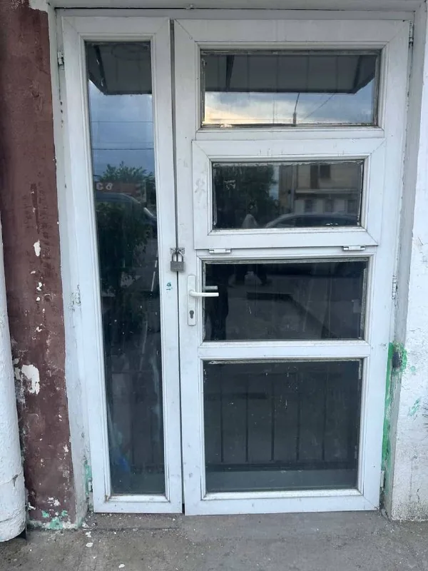 Дверь