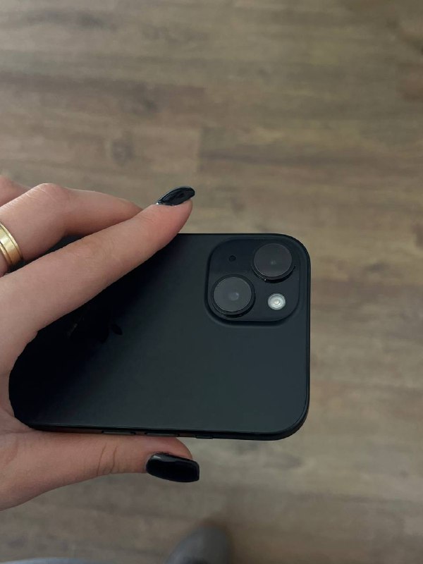 iPhone 15 128GB 2