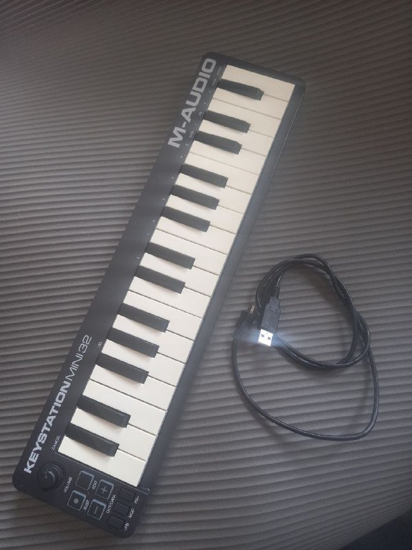 MIDI клавиатура 32 клавиши Keystation mini 32