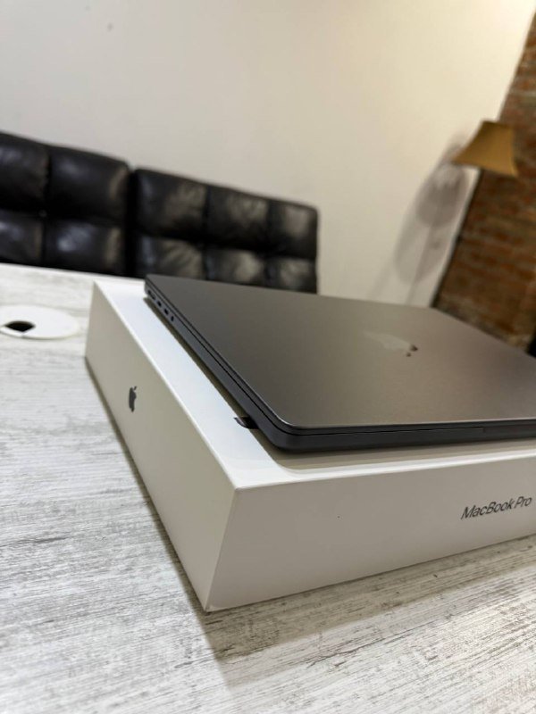 MacBook Pro 14 M4 16GB 512GB Space Black 3