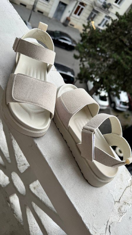 Кеды зеленые, сандалии серые, кеды Puma белые 4