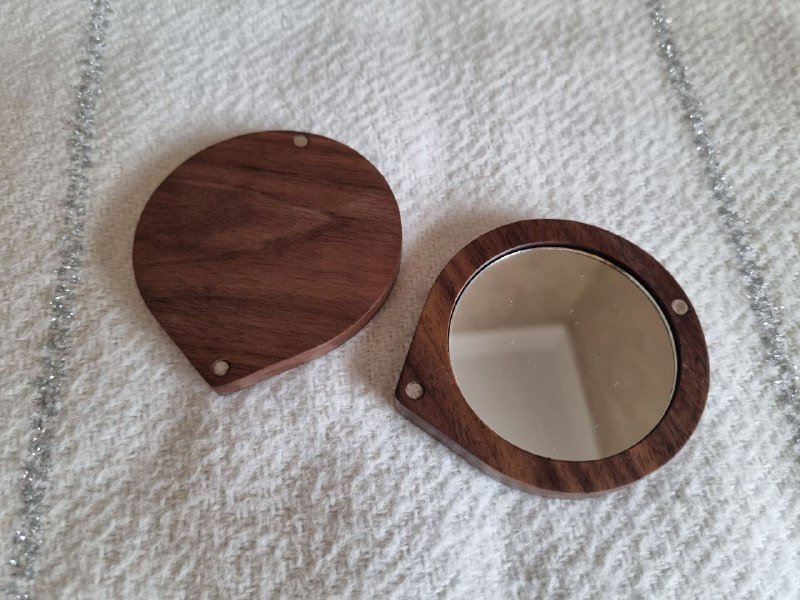 Деревянное карманное зеркало, большая косметичка, наклейки на флаконы 3