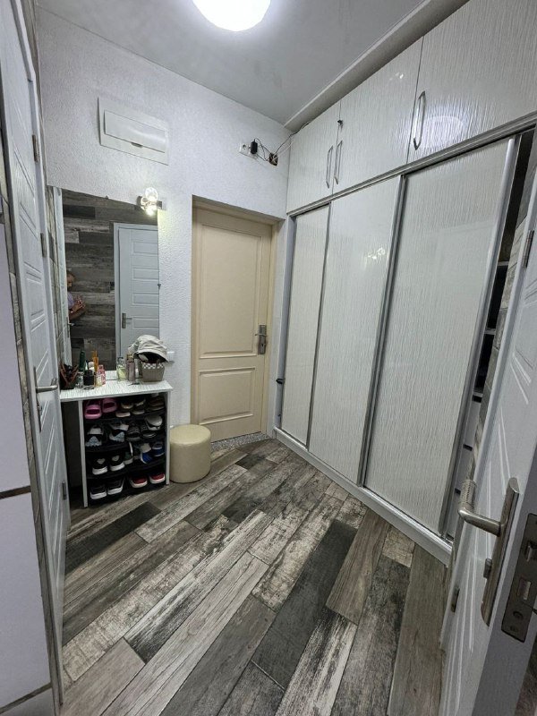 1+1 квартира с мебелью и техникой, ул. Ангиса, 78 3