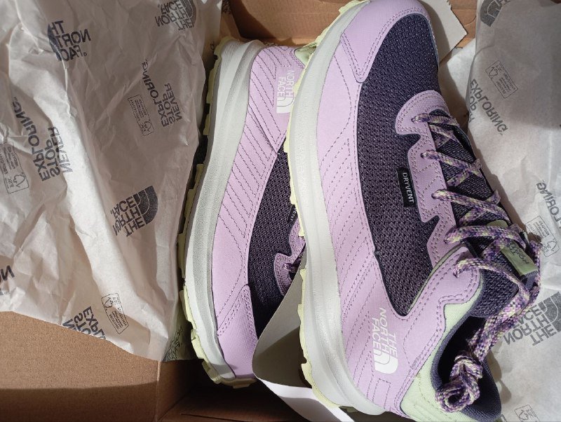 Кроссовки The North Face новые размер 39