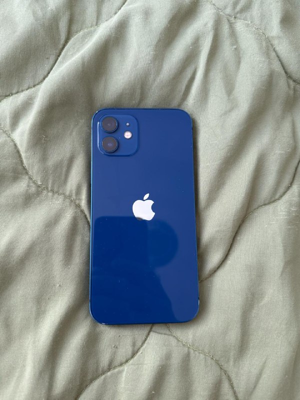 Продам iPhone 12 2
