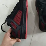 Globe Tilt Black Red 3