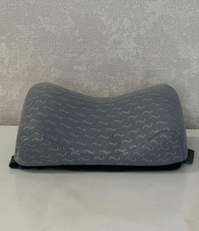 Подушка для путешествий с резинкой 4