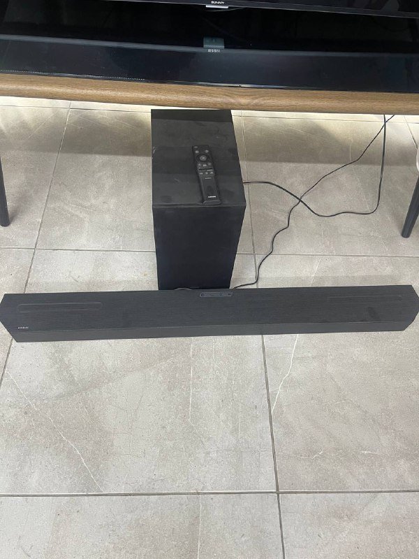 Звуковая панель Samsung с сабвуфером