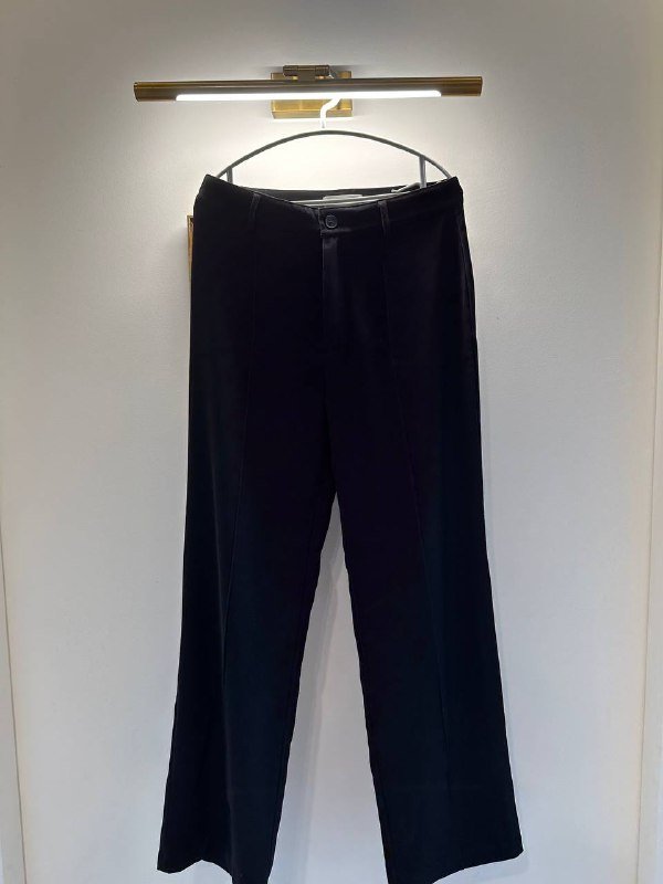 рубашка, платье Colin’s, юбка UNIQLO, свитшот, брюки Pull&Bear 7