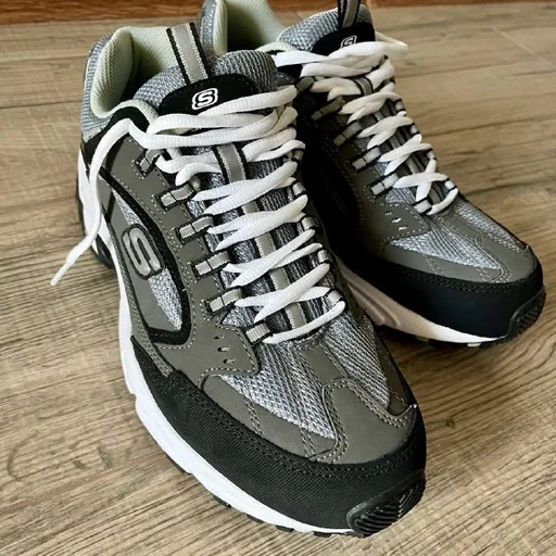 Кроссовки Skechers