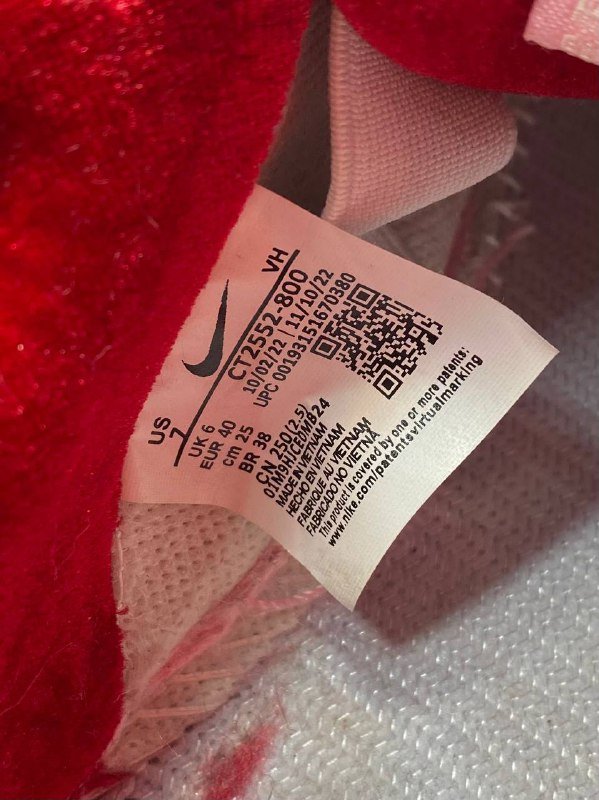 Кроссовки Nike мужские, размер US 7 EUR 40 4